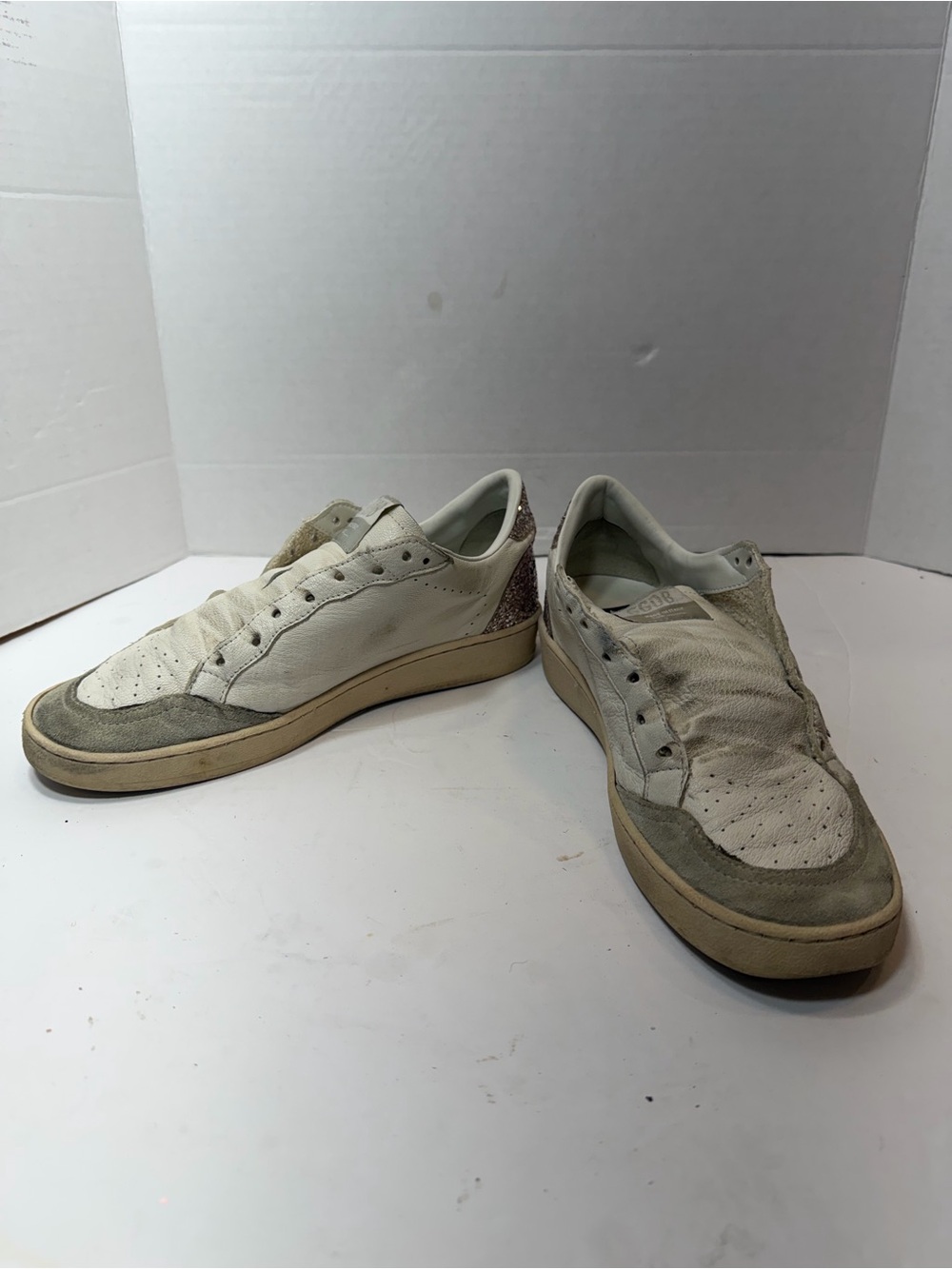 Golden Goose White Sneakers with Silver Glitter size 39(8.5US) no laces - Picture 6 of 10